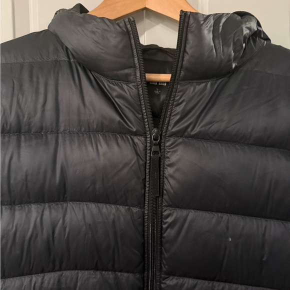Uniqlo Black Ultra Light Down Long Coat, Men’s Puffer Parka with Hood - Picture 3 of 6